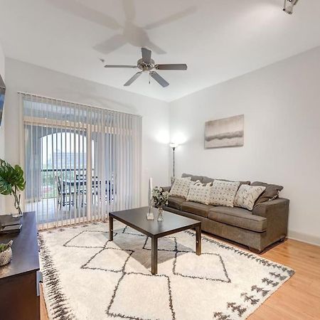 Apartmán Chic 1Br Near Nrg With Pool Wifi Freeparking Houston Exteriér fotografie
