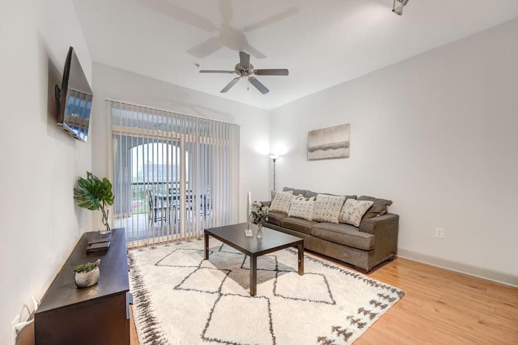 Apartmán Chic 1Br Near Nrg With Pool Wifi Freeparking Houston Exteriér fotografie